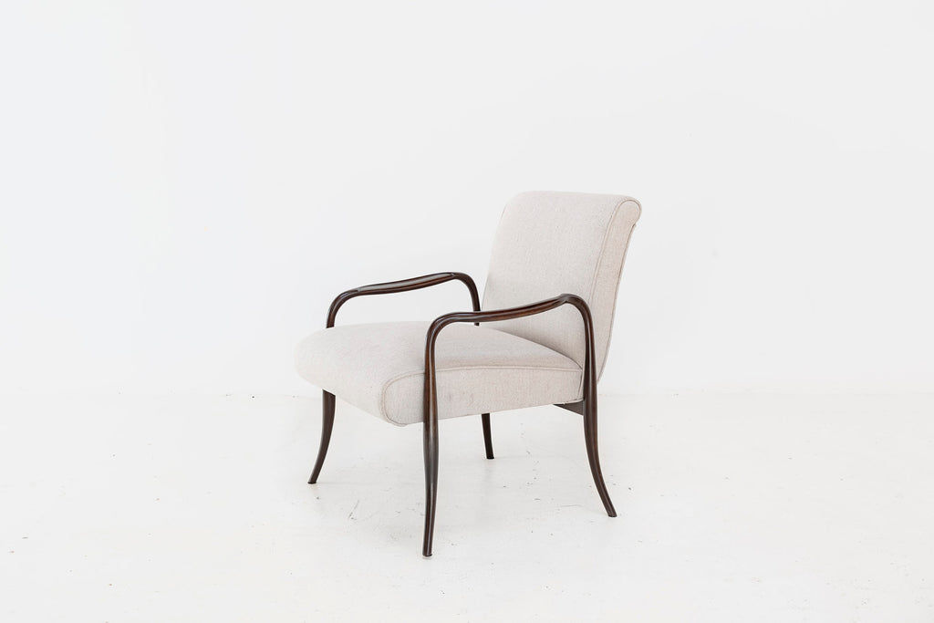 Leve Chair by Joaquim Tenreiro