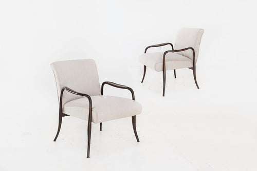 Leve Chair by Joaquim Tenreiro — side view