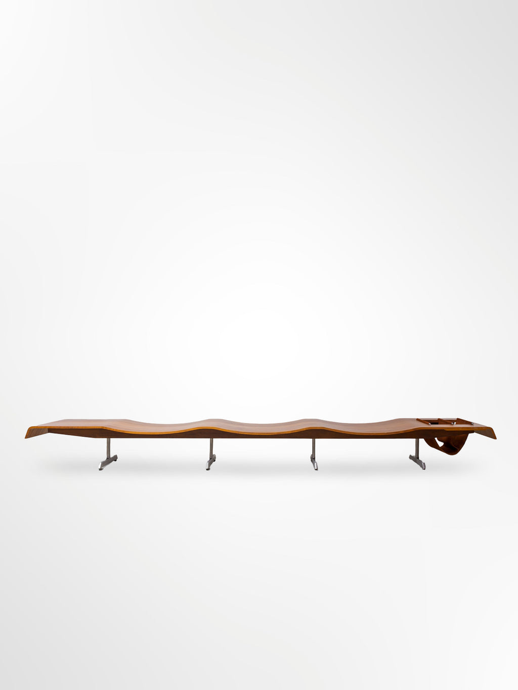 Banco Onda by Jorge Zalszupin — alternate view